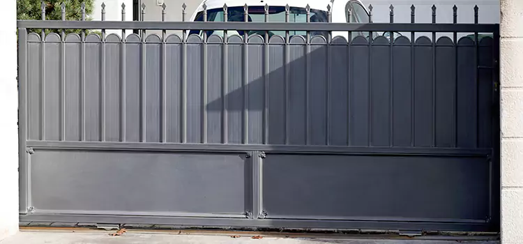 Metal Driveway Gate Installation Sainte-Julie